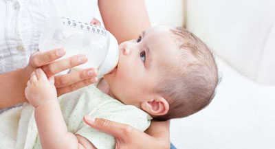 مزایای شیر خشک,فواید شیر خشک برای کودک