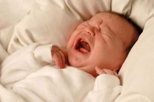 علت بیقراری نوزاد,بیقراری نوزاد در شب
