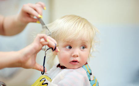 موی نوزاد,کوتاه کردن موی نوزاد,بهترین زمان کوتاه کردن موی نوزاد