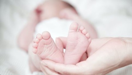 علل مشکلات پا و ساق پا در نوزادان